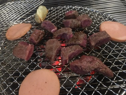 돌고래바베큐 매장 방문 후 남겨주신 고객 리뷰 사진입니다.