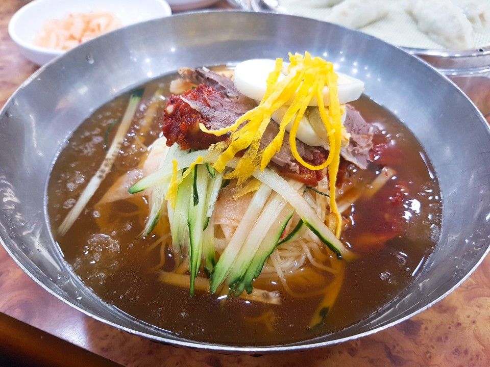 춘하추동밀면 매장 방문 후 남겨주신 고객 리뷰 사진입니다.