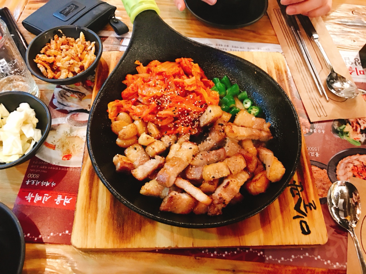 미술관 강남점 매장 방문 후 남겨주신 고객 리뷰 사진입니다.