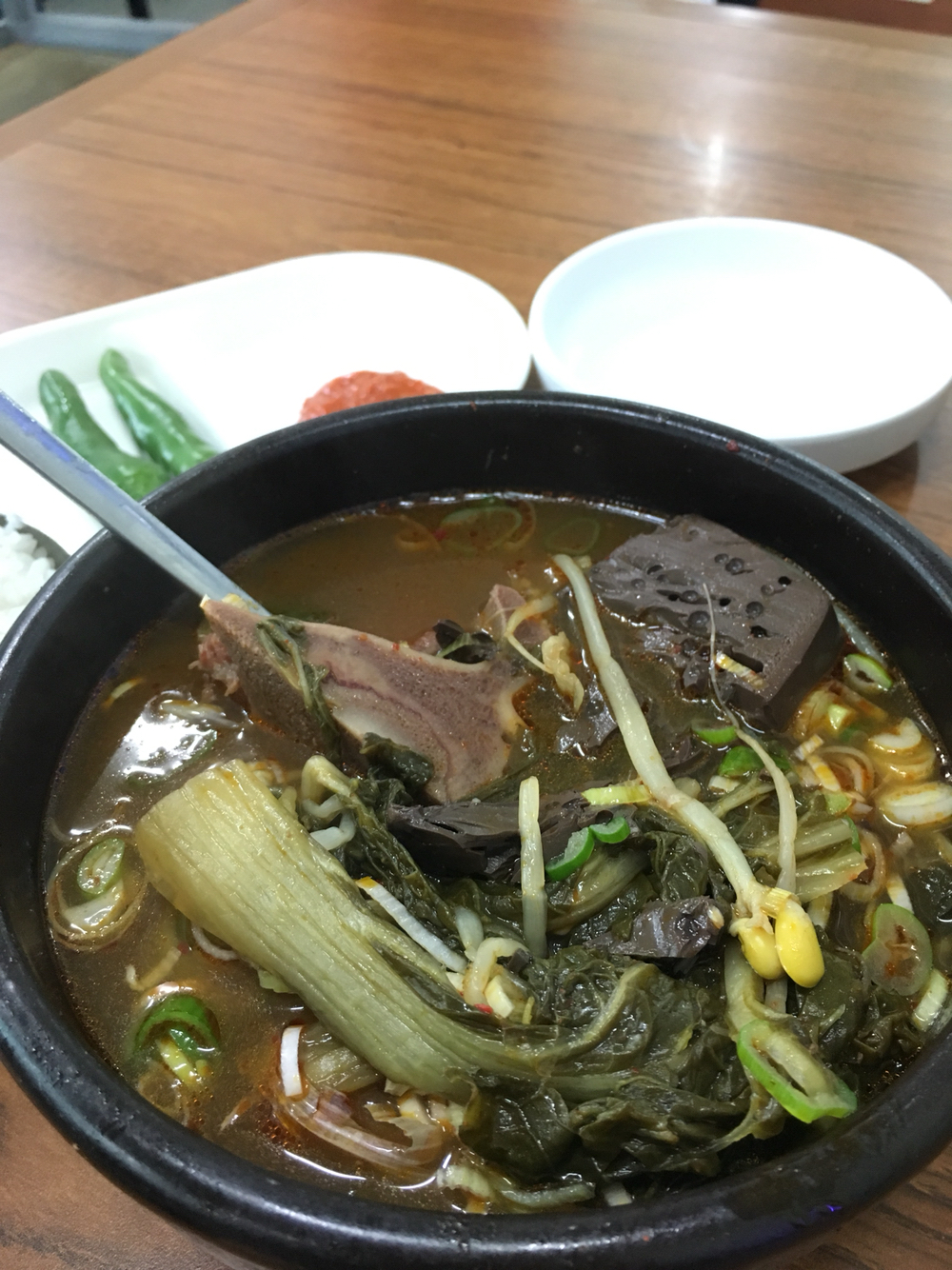 용문해장국 매장 방문 후 남겨주신 고객 리뷰 사진입니다.