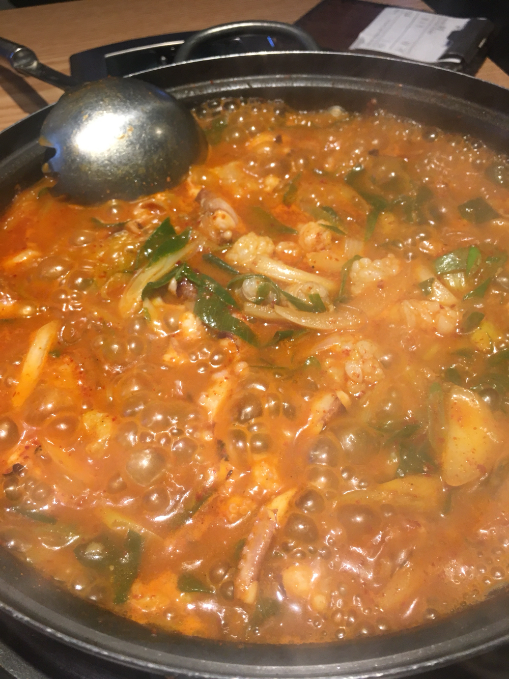 용호낙지 매장 방문 후 남겨주신 고객 리뷰 사진입니다.