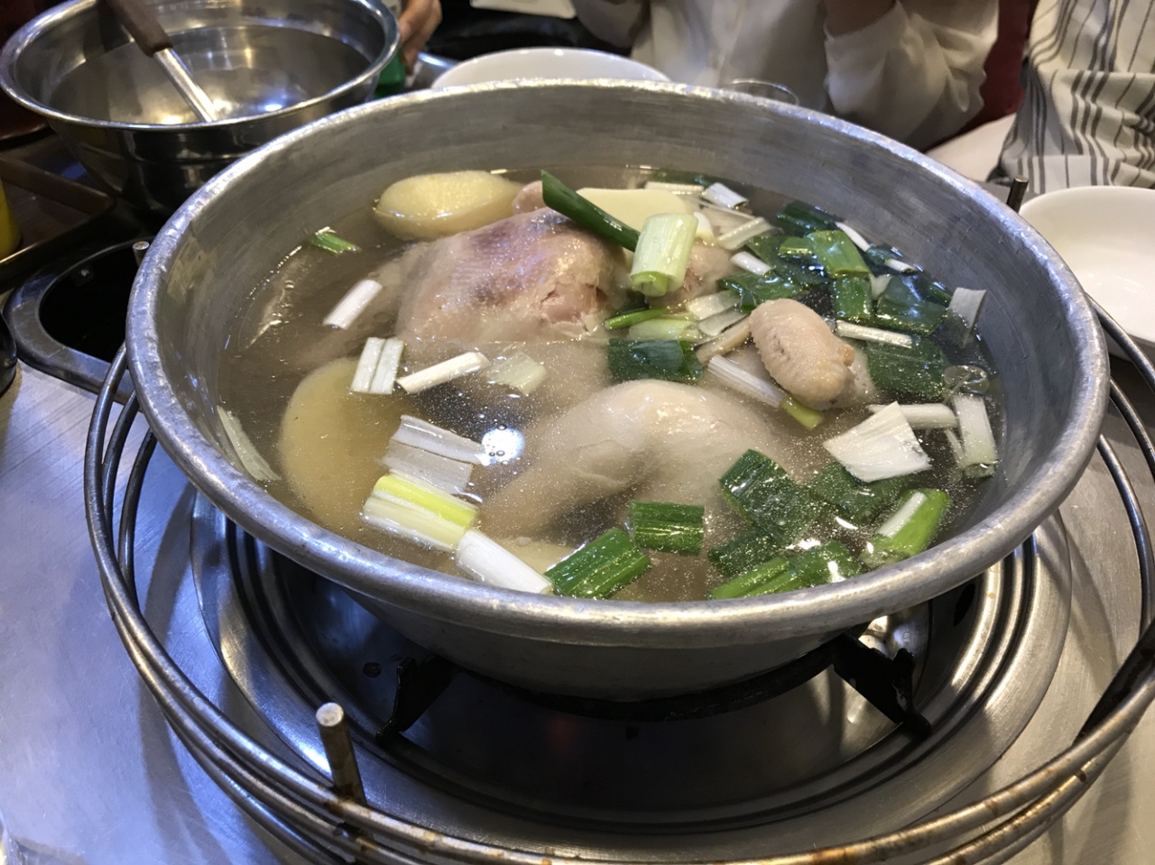 진옥화할매 원조닭한마리 매장 방문 후 남겨주신 고객 리뷰 사진입니다.