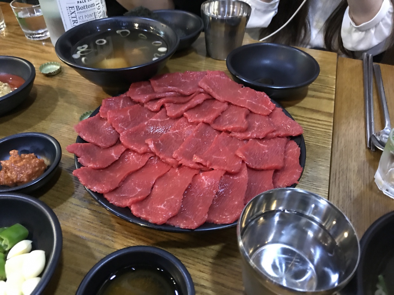 육회자매집 매장 방문 후 남겨주신 고객 리뷰 사진입니다.