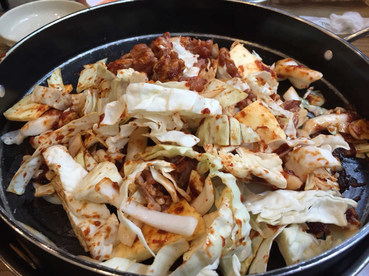 유니춘천닭갈비 매장 방문 후 남겨주신 고객 리뷰 사진입니다.