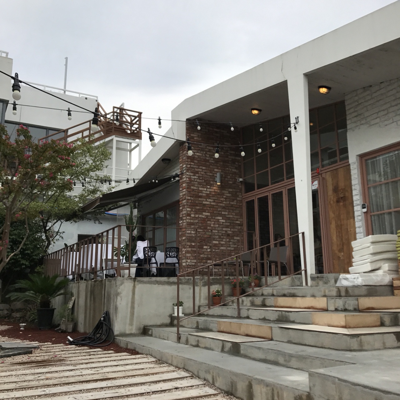 카페 이정원 매장 방문 후 남겨주신 고객 리뷰 사진입니다.