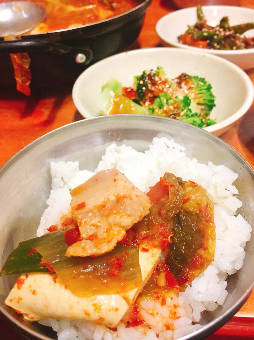 골목집김치찌개 매장 방문 후 남겨주신 고객 리뷰 사진입니다.