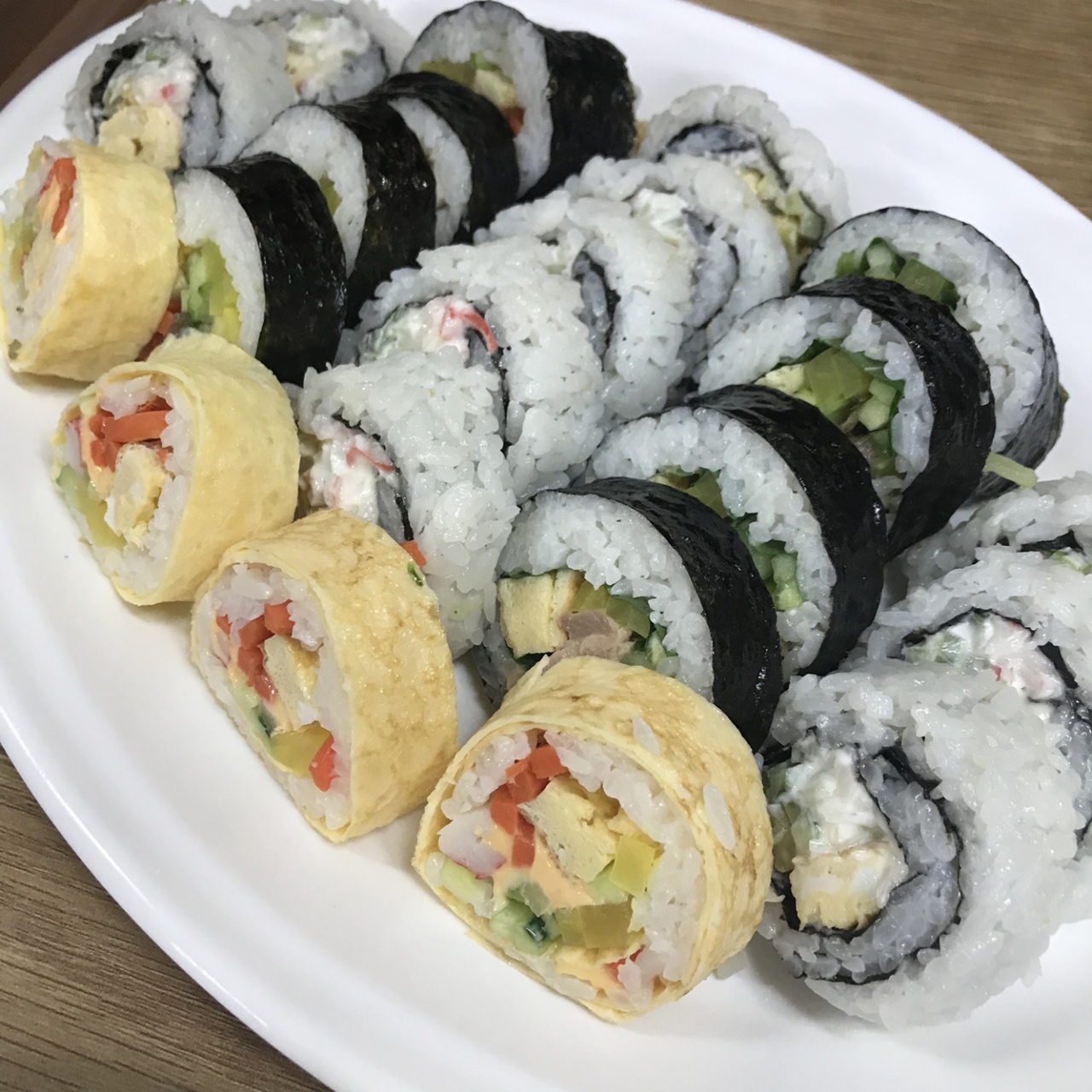 소다미김밥 매장 방문 후 남겨주신 고객 리뷰 사진입니다.
