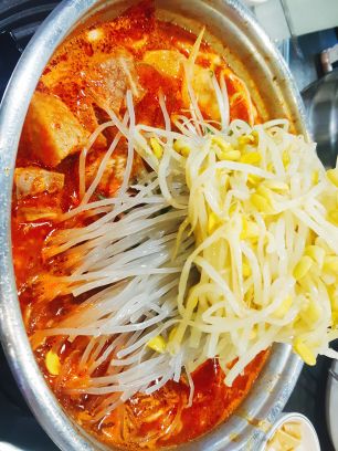 짚신매운갈비찜 매장 방문 후 남겨주신 고객 리뷰 사진입니다.
