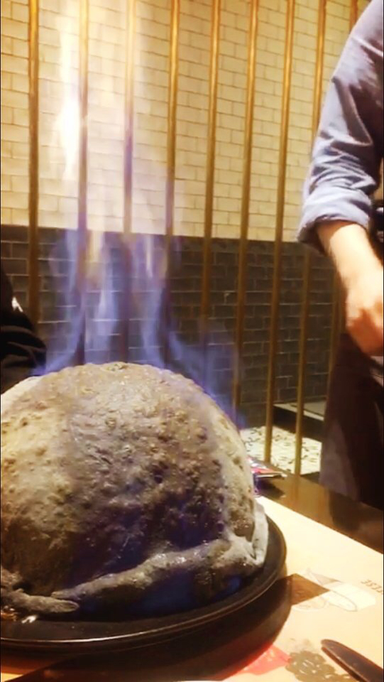 더플레이스 현대백화점판교점 매장 방문 후 남겨주신 고객 리뷰 사진입니다.