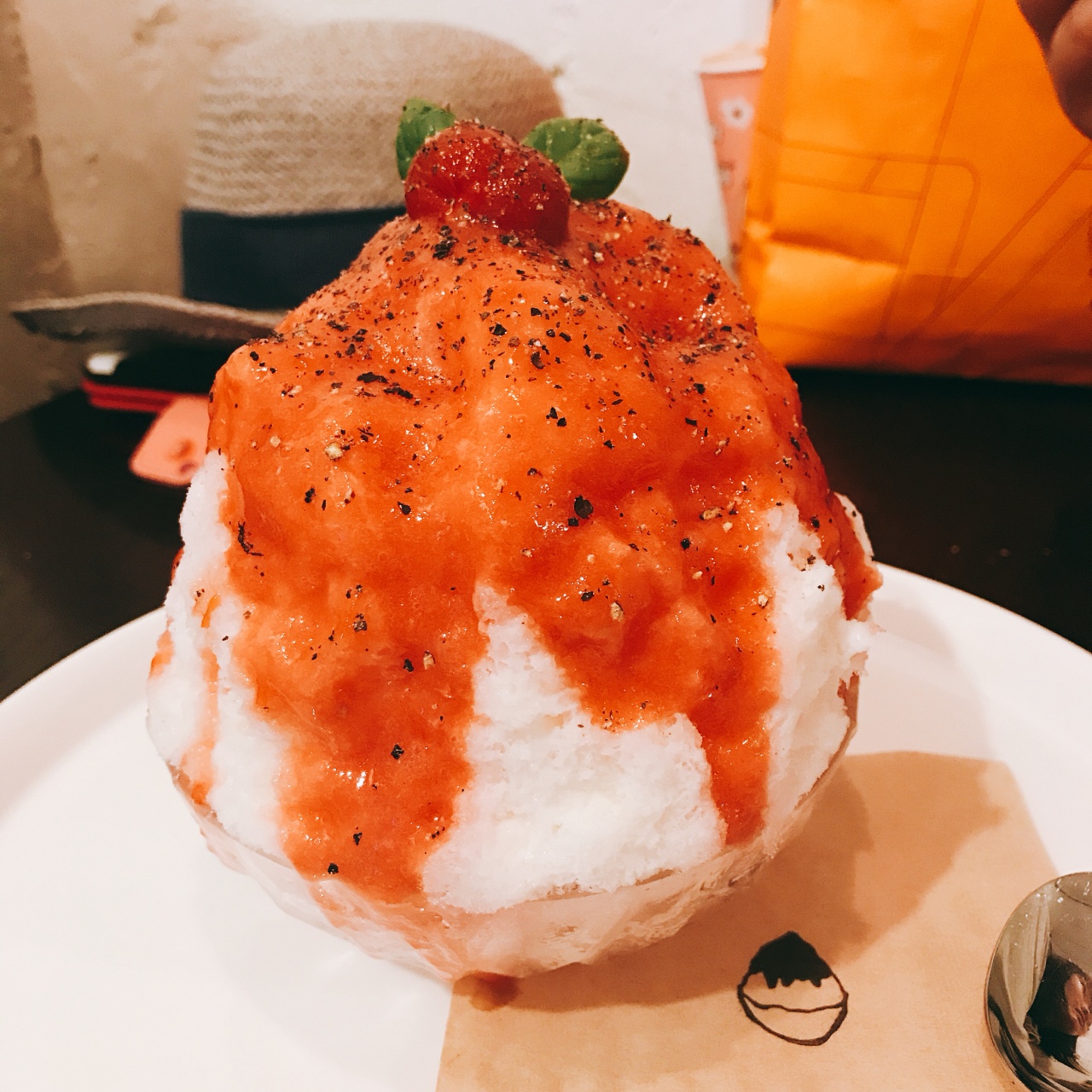 도쿄빙수망원본점 매장 방문 후 남겨주신 고객 리뷰 사진입니다.