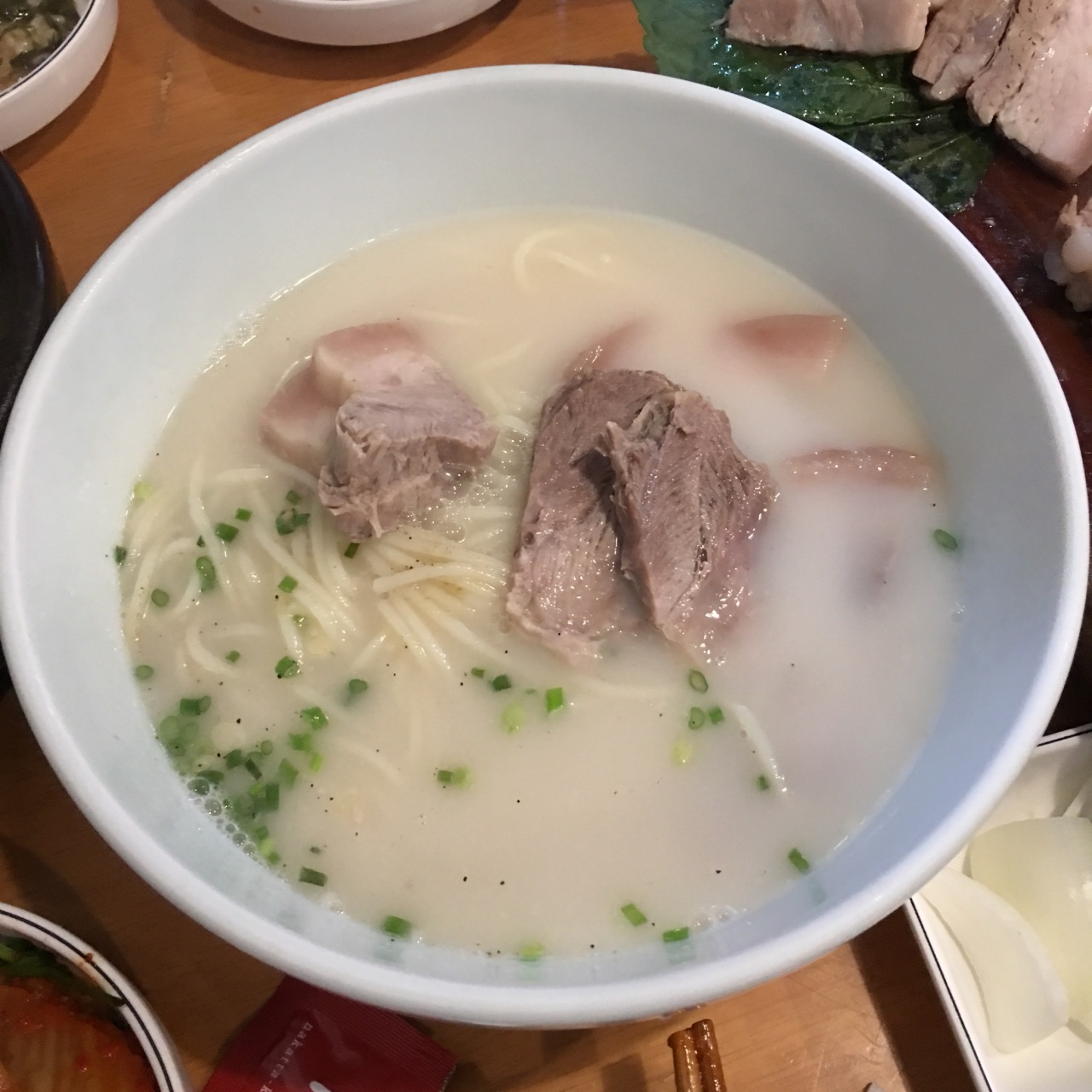 탐라식당 매장 방문 후 남겨주신 고객 리뷰 사진입니다.