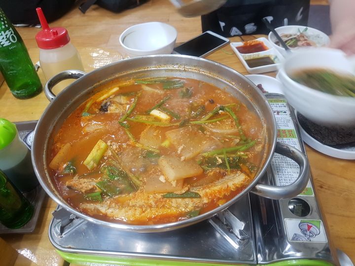 자리돔횟집  매장 방문 후 남겨주신 고객 리뷰 사진입니다.