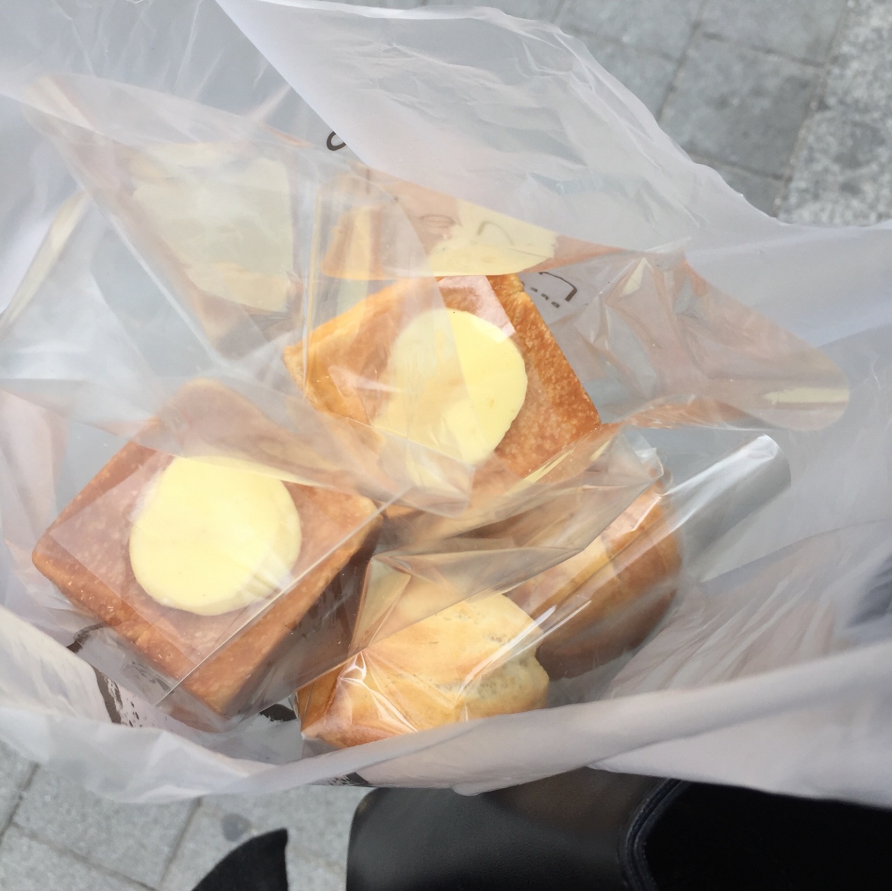 성수동밀도 매장 방문 후 남겨주신 고객 리뷰 사진입니다.