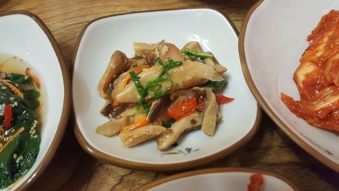 고갯마루 매장 방문 후 남겨주신 고객 리뷰 사진입니다.