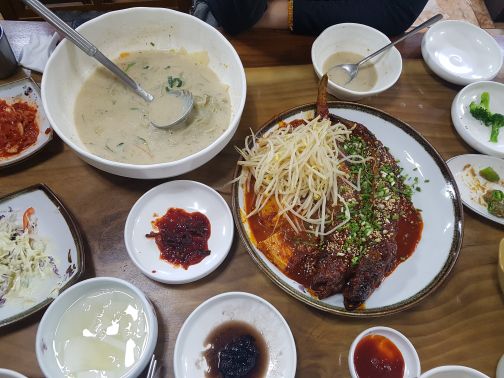 수미가손칼국수 매장 방문 후 남겨주신 고객 리뷰 사진입니다.