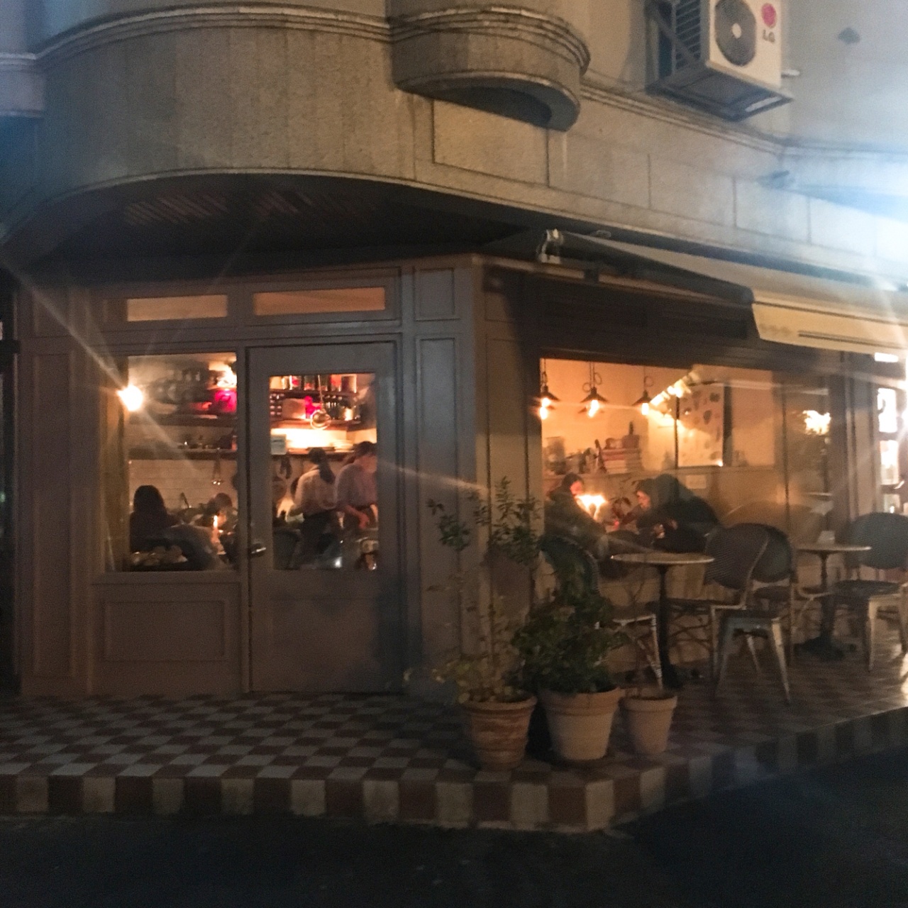 카페지미스 매장 방문 후 남겨주신 고객 리뷰 사진입니다.
