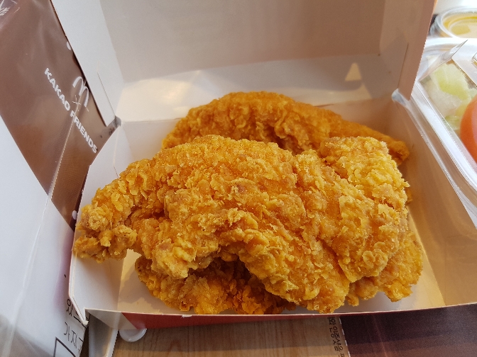 맥도날드 울산옥현점 매장 방문 후 남겨주신 고객 리뷰 사진입니다.