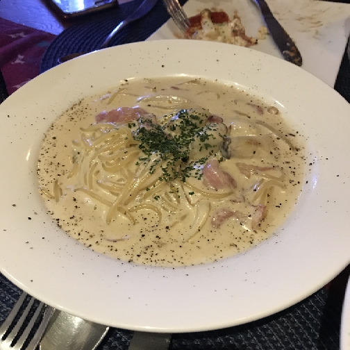 준수방키친 매장 방문 후 남겨주신 고객 리뷰 사진입니다.