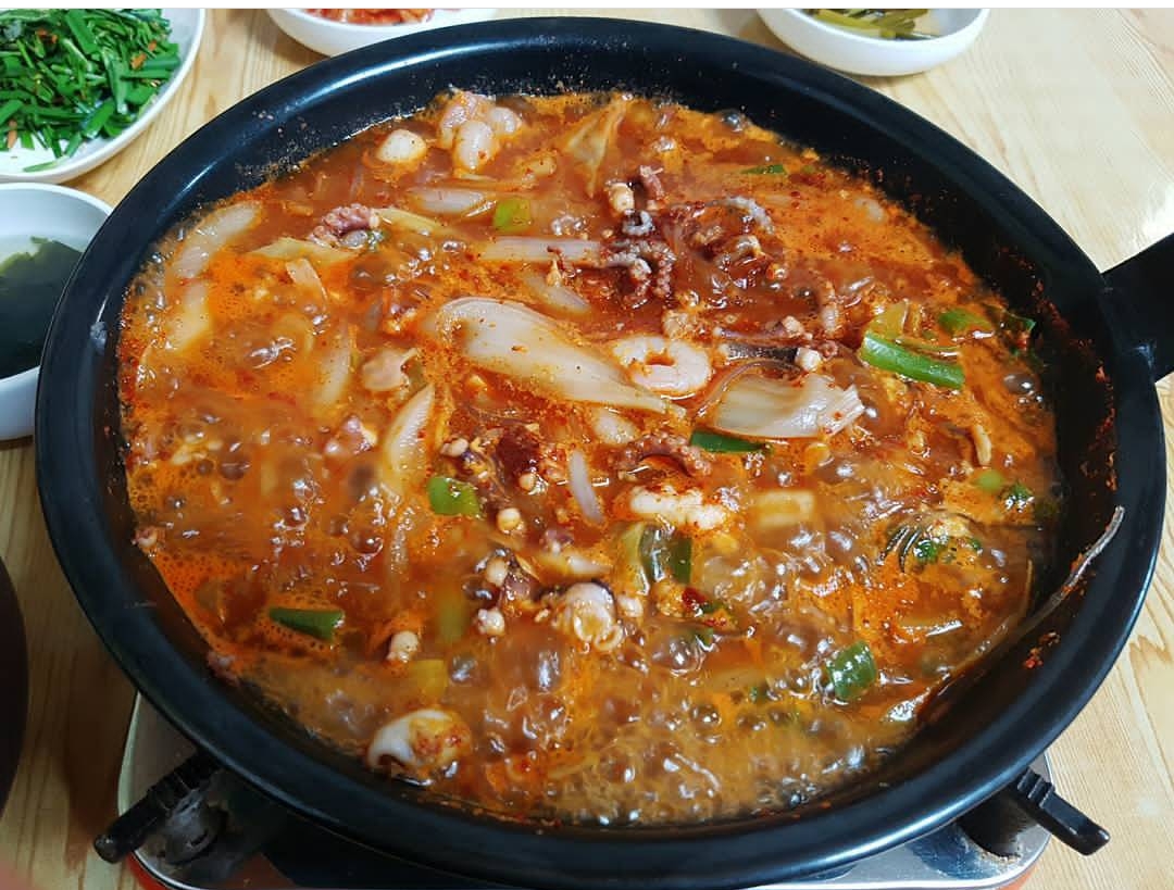 서해낙지 매장 방문 후 남겨주신 고객 리뷰 사진입니다.