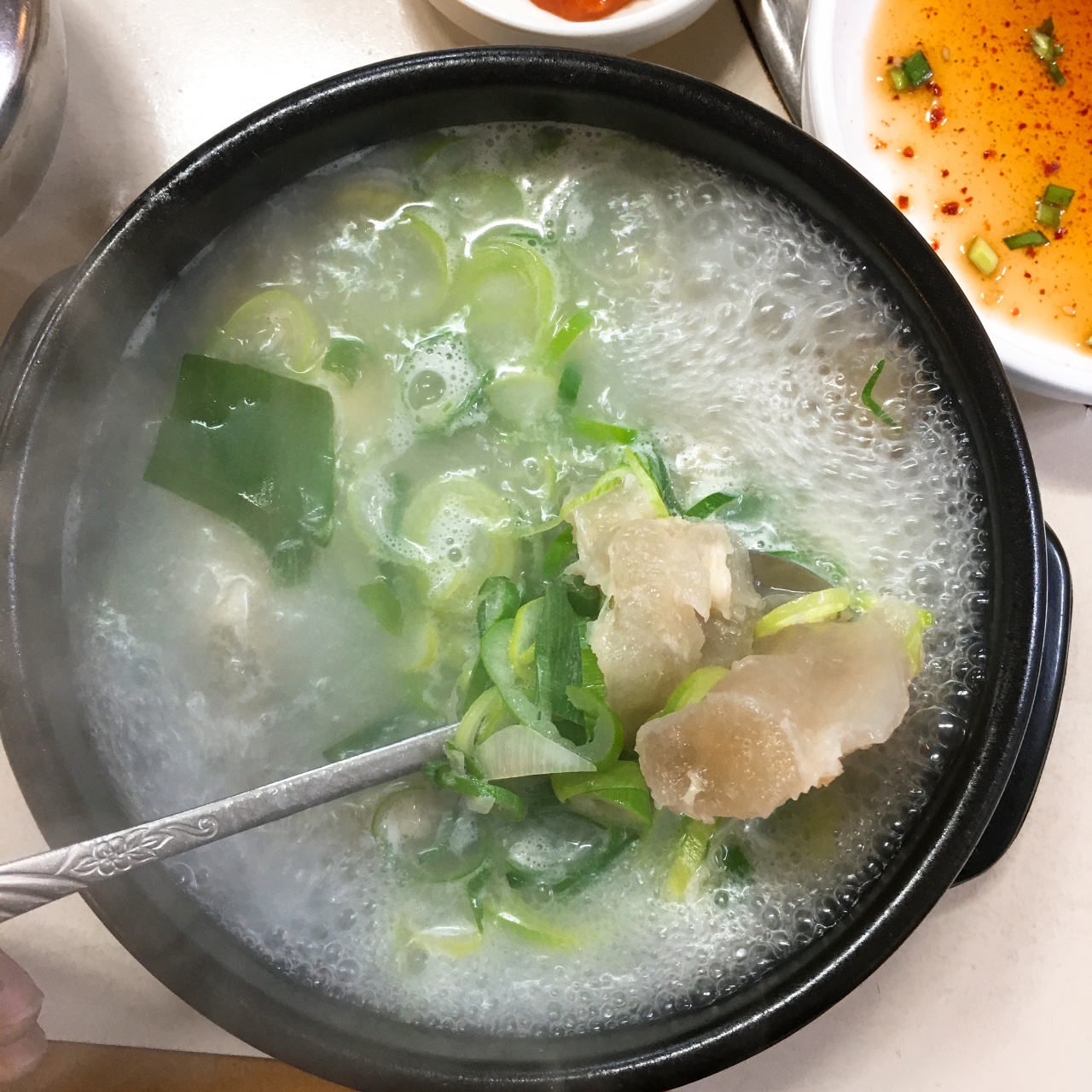 한성옥 매장 방문 후 남겨주신 고객 리뷰 사진입니다.