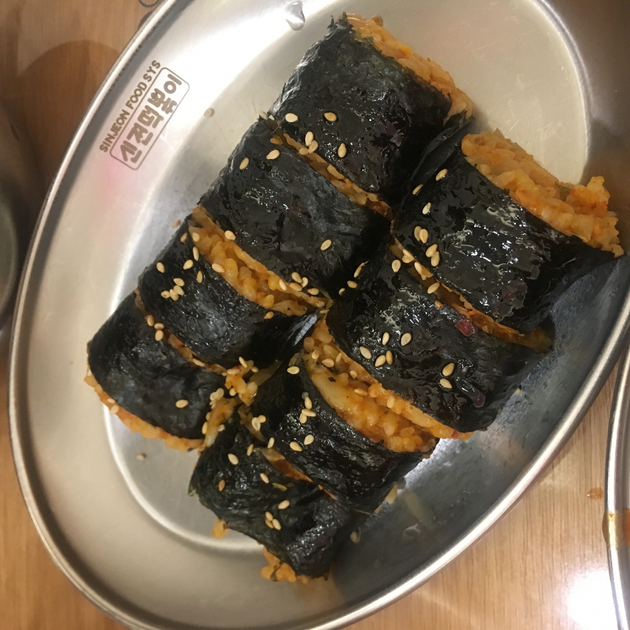 신전떡볶이 매장 방문 후 남겨주신 고객 리뷰 사진입니다.
