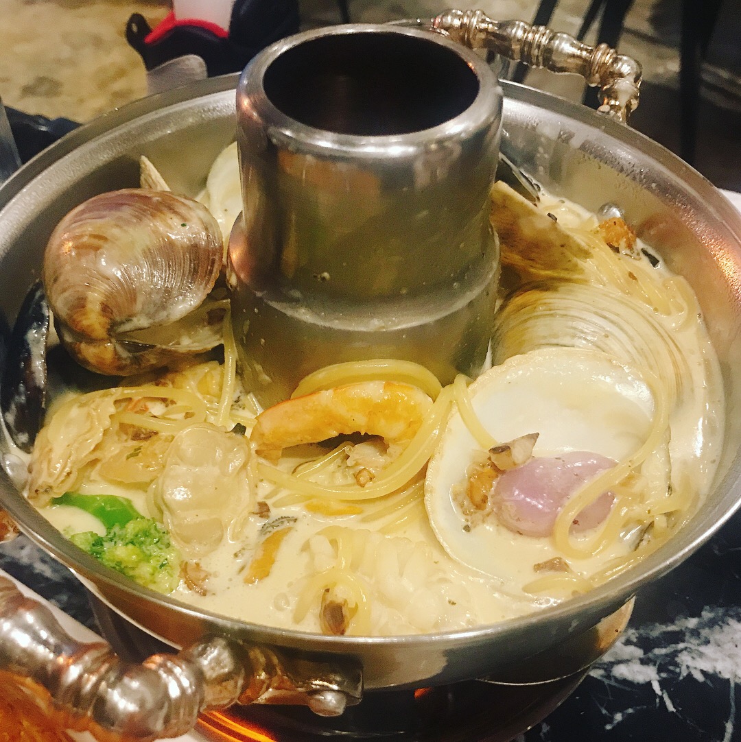 로꼬스바또스 매장 방문 후 남겨주신 고객 리뷰 사진입니다.