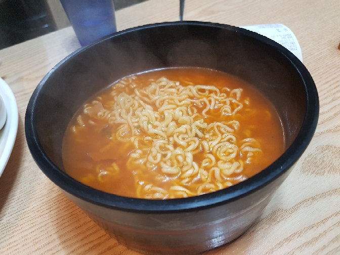 소담돈까스 매장 방문 후 남겨주신 고객 리뷰 사진입니다.