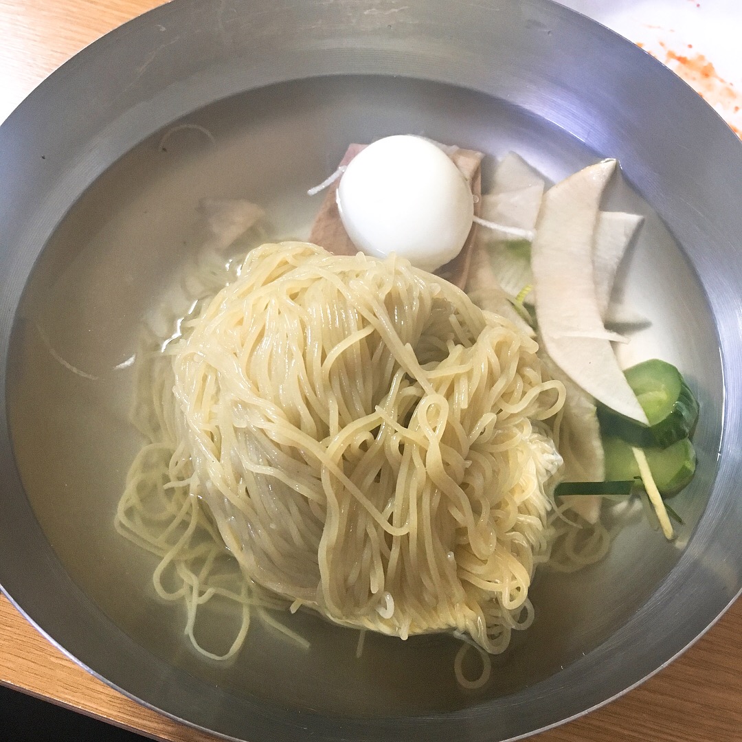 진미평양냉면 매장 방문 후 남겨주신 고객 리뷰 사진입니다.