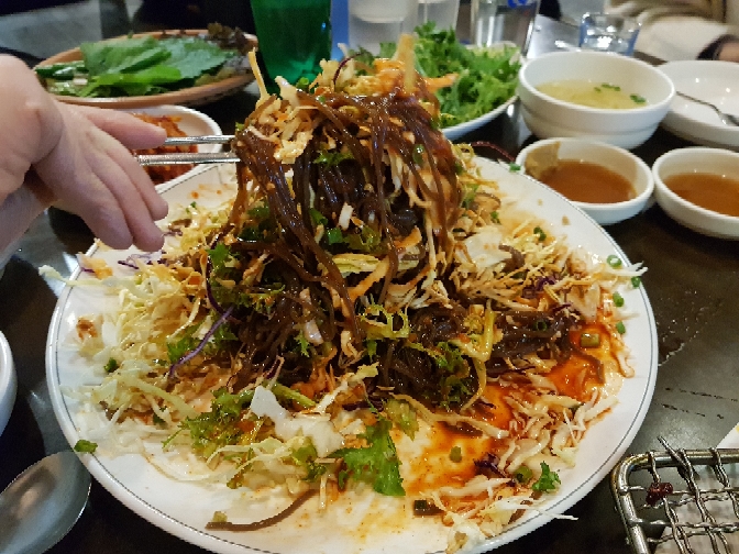 장충동웰빙족발 매장 방문 후 남겨주신 고객 리뷰 사진입니다.