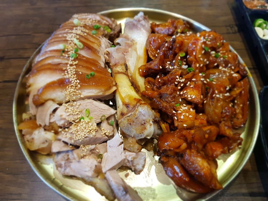 도야족발 밀양본점 매장 방문 후 남겨주신 고객 리뷰 사진입니다.