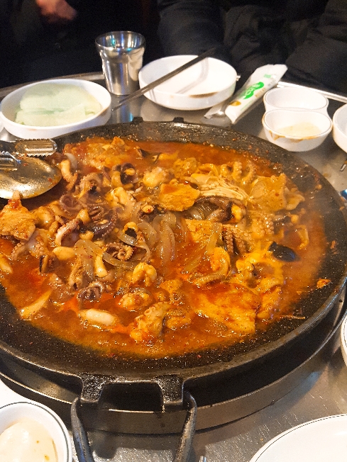 쭈꾸쭈꾸쭈꾸미 매장 방문 후 남겨주신 고객 리뷰 사진입니다.