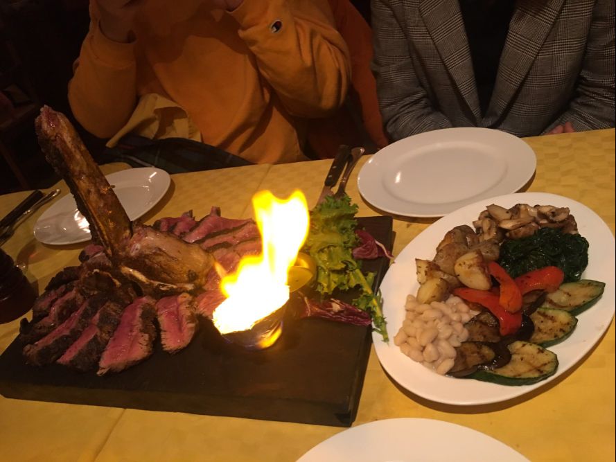 IL CHIASSO  매장 방문 후 남겨주신 고객 리뷰 사진입니다.