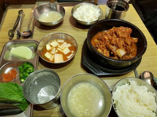 거송갈비찜 매장 방문 후 남겨주신 고객 리뷰 사진입니다.