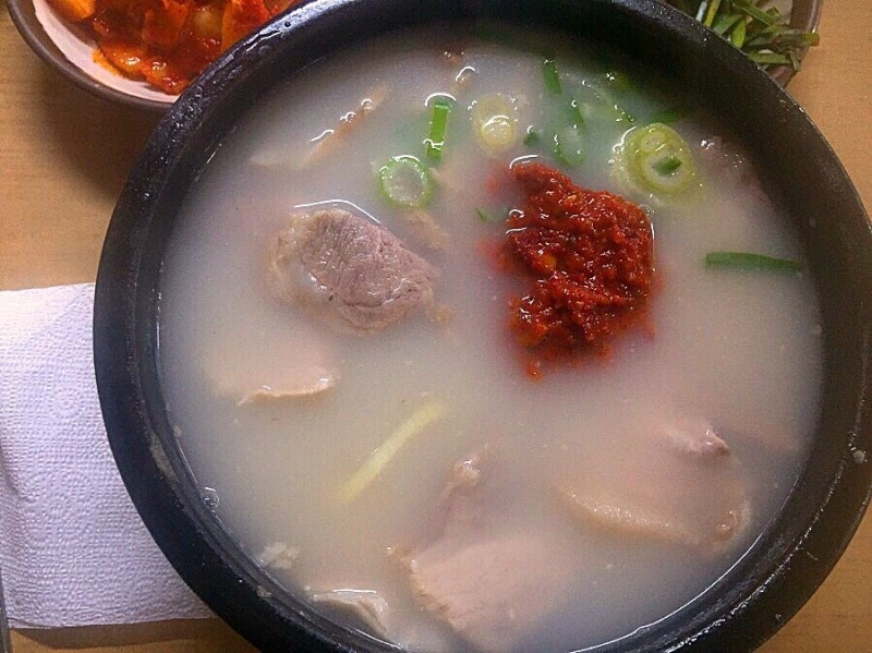 포항돼지국밥 매장 방문 후 남겨주신 고객 리뷰 사진입니다.