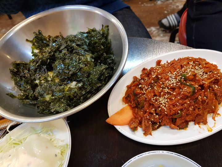 얌얌불닭발 매장 방문 후 남겨주신 고객 리뷰 사진입니다.