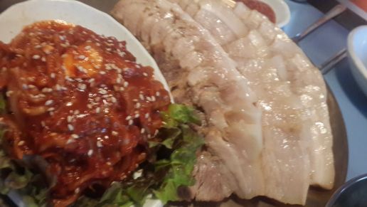 납순이네 오향족발 매장 방문 후 남겨주신 고객 리뷰 사진입니다.