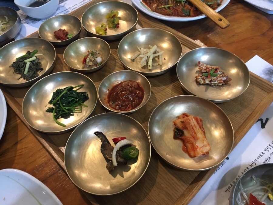 싸리골 매장 방문 후 남겨주신 고객 리뷰 사진입니다.