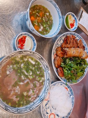 분짜라임 매장 방문 후 남겨주신 고객 리뷰 사진입니다.