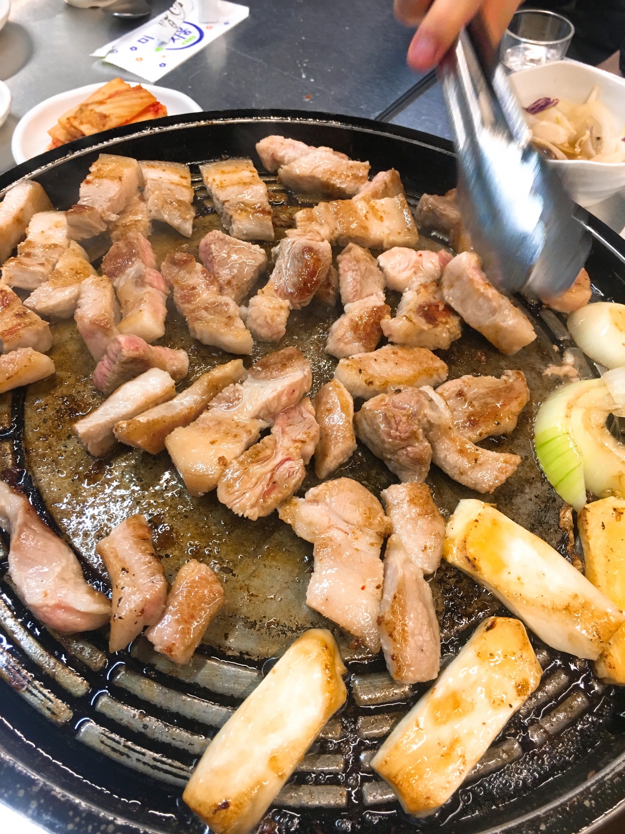 꺼멍도새기 매장 방문 후 남겨주신 고객 리뷰 사진입니다.