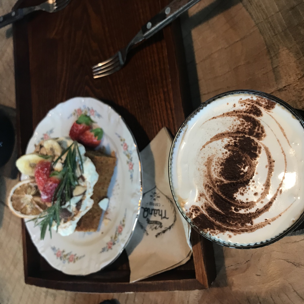 ThanQ Coffee 매장 방문 후 남겨주신 고객 리뷰 사진입니다.