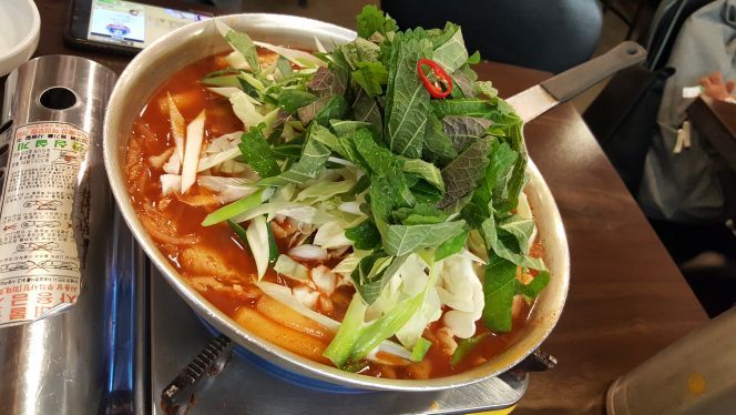 또보겠지떡볶이집 매장 방문 후 남겨주신 고객 리뷰 사진입니다.