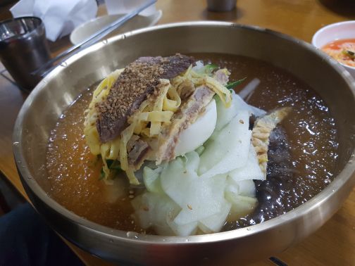 황포냉면 매장 방문 후 남겨주신 고객 리뷰 사진입니다.