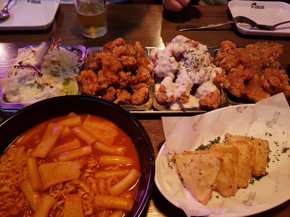 미스터짱닭치킨 매장 방문 후 남겨주신 고객 리뷰 사진입니다.