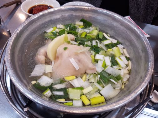 진옥화할매 원조닭한마리 매장 방문 후 남겨주신 고객 리뷰 사진입니다.