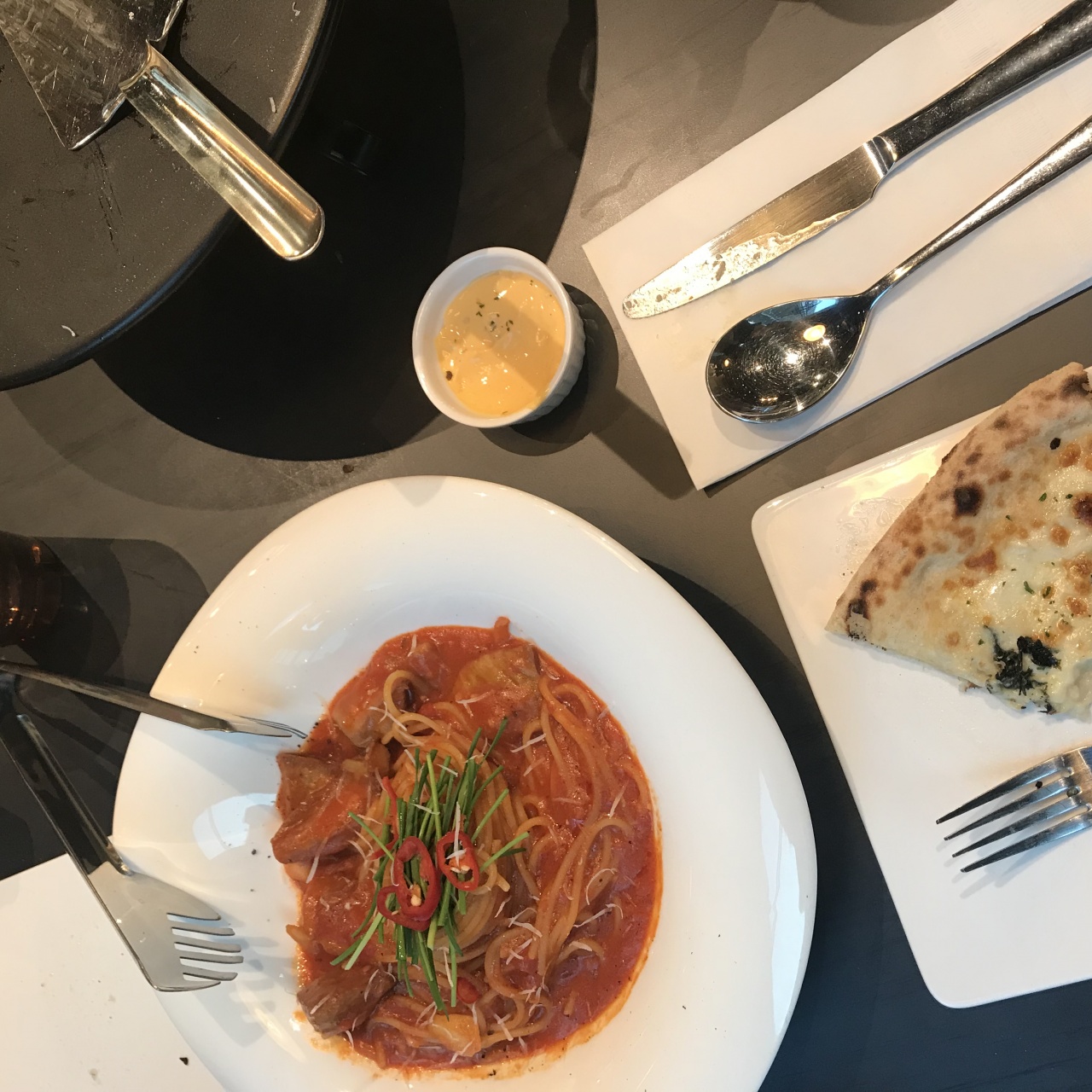 준수방키친 매장 방문 후 남겨주신 고객 리뷰 사진입니다.