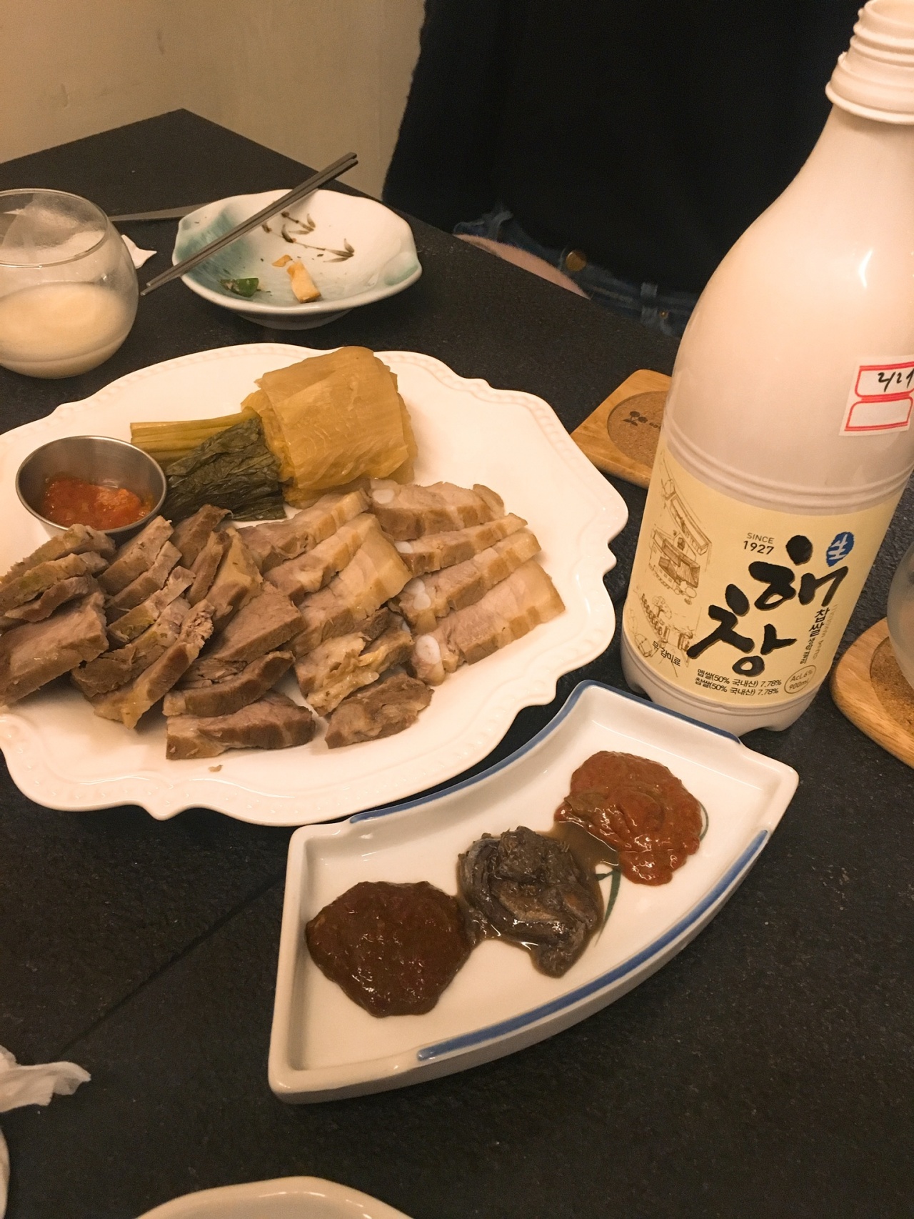 로터리식탁 매장 방문 후 남겨주신 고객 리뷰 사진입니다.