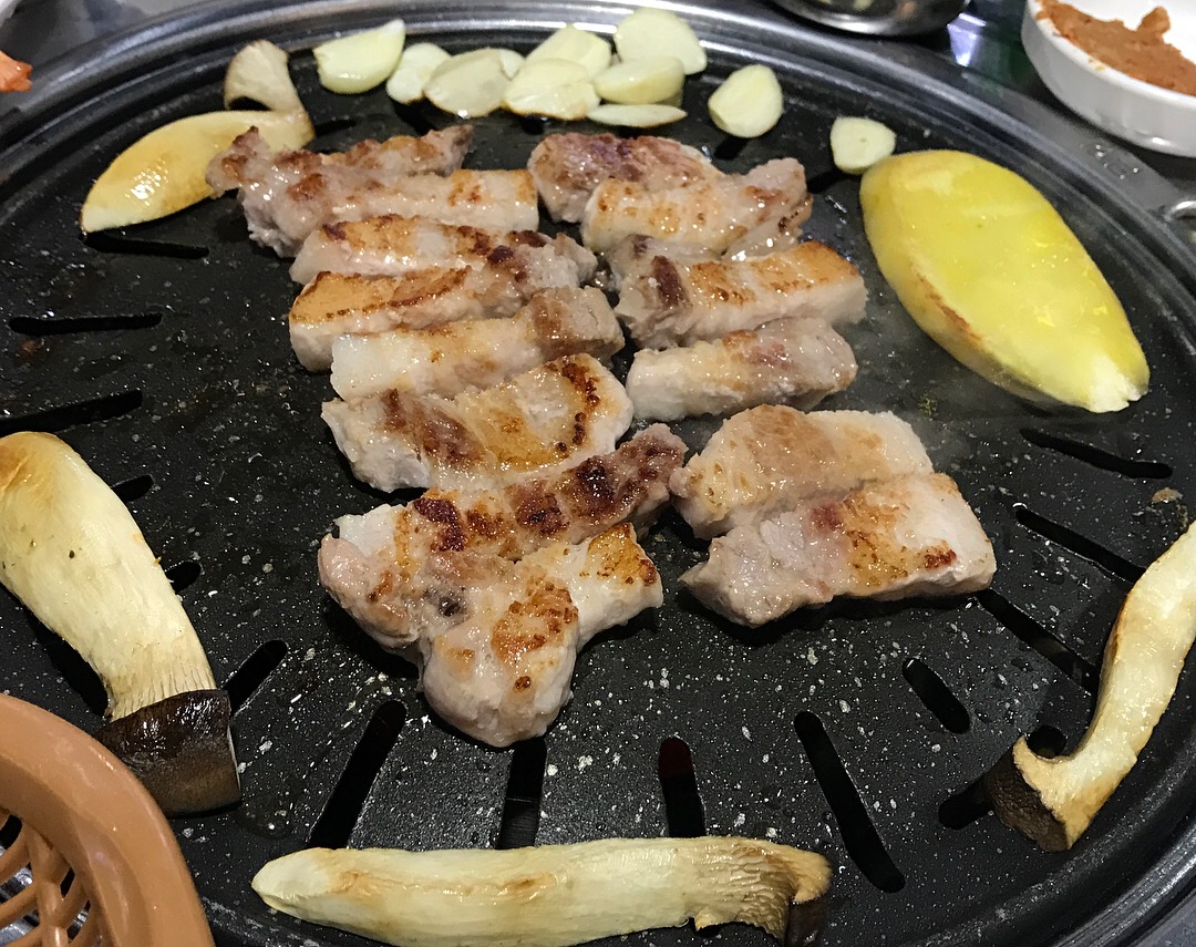 먹때돼 매장 방문 후 남겨주신 고객 리뷰 사진입니다.