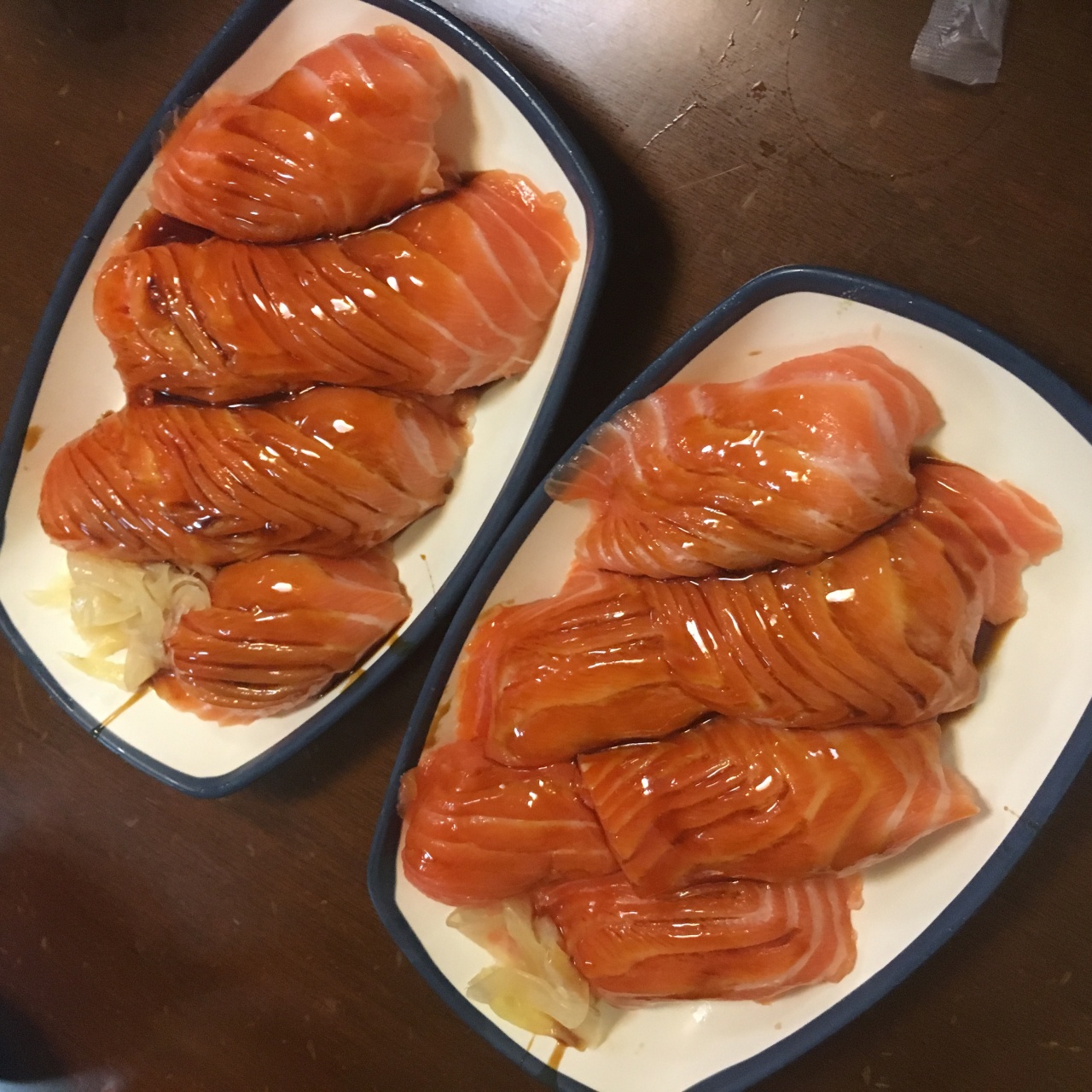 三味食堂 (삼미식당) 매장 방문 후 남겨주신 고객 리뷰 사진입니다.