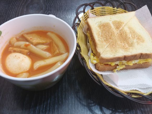 떡반집 매장 방문 후 남겨주신 고객 리뷰 사진입니다.
