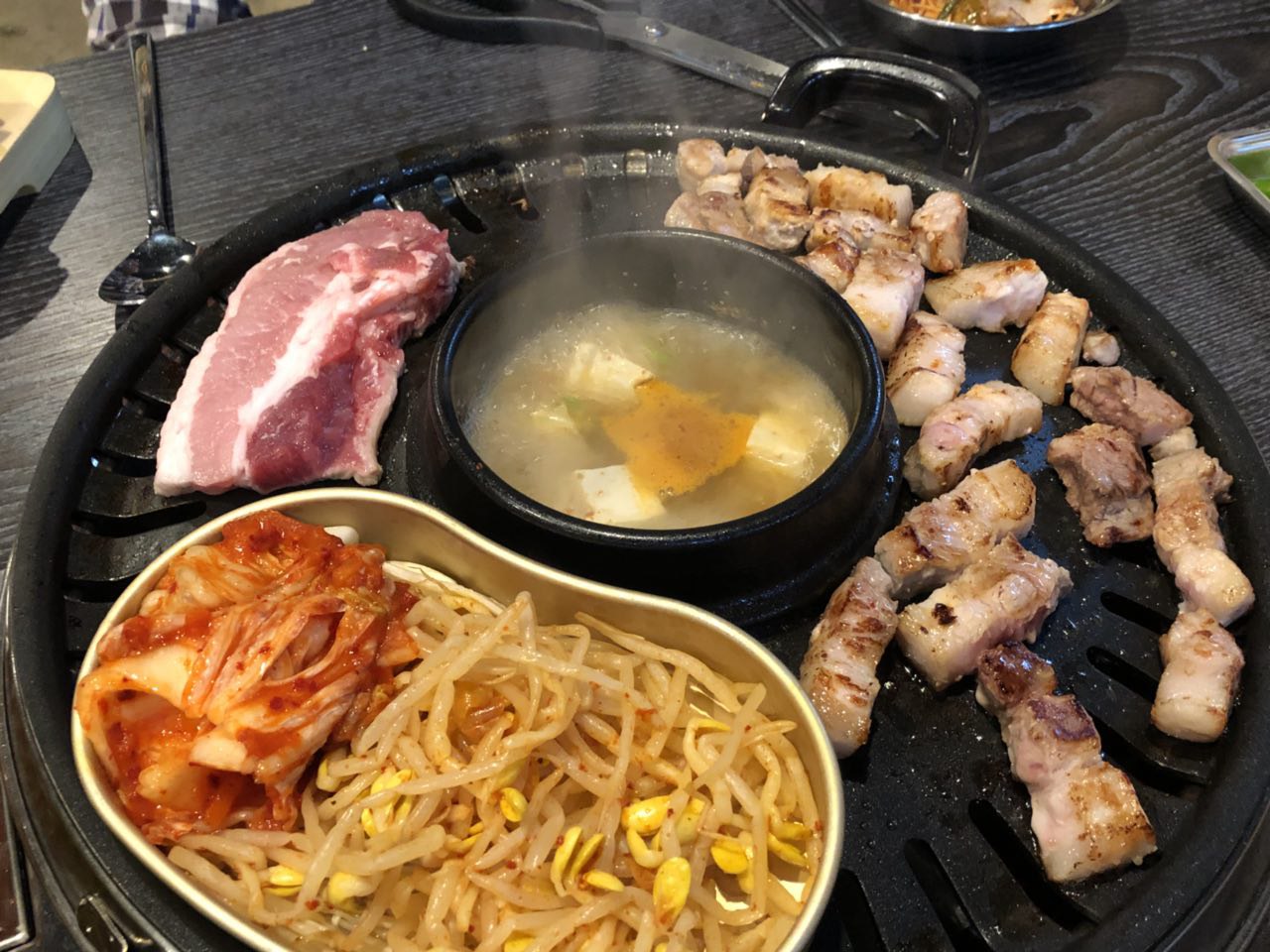 고깃간 무한리필 매장 방문 후 남겨주신 고객 리뷰 사진입니다.